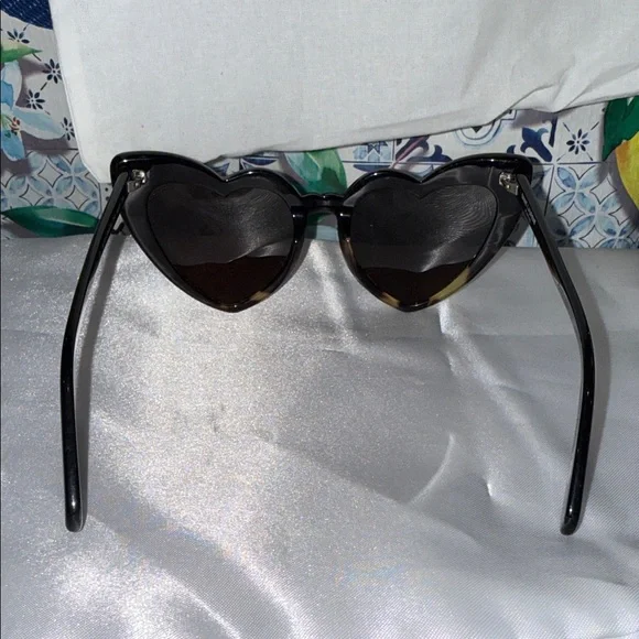Saint Laurent Black Heart Sunglasses - Picture 6 of 8
